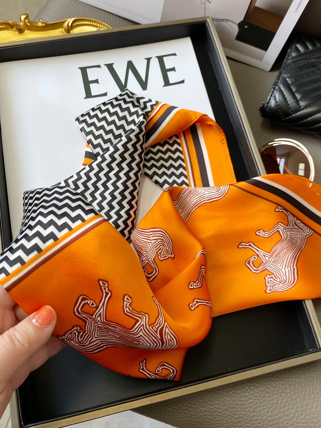 Pañuelo Animal Print - Imagen 2